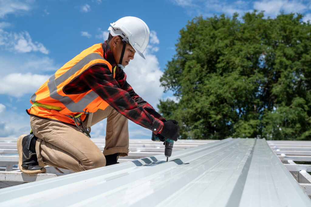 How To Choose The Right Roofing Company For Repairs In CA